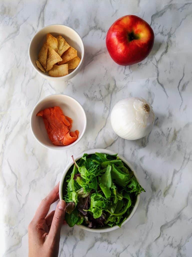 Healthy Smoked Salmon and Apple Salad ingredients